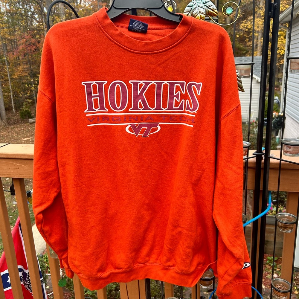 Pro Player Virginia Tech Hokies Sweatshirt NWOT, orange. Size 2XL